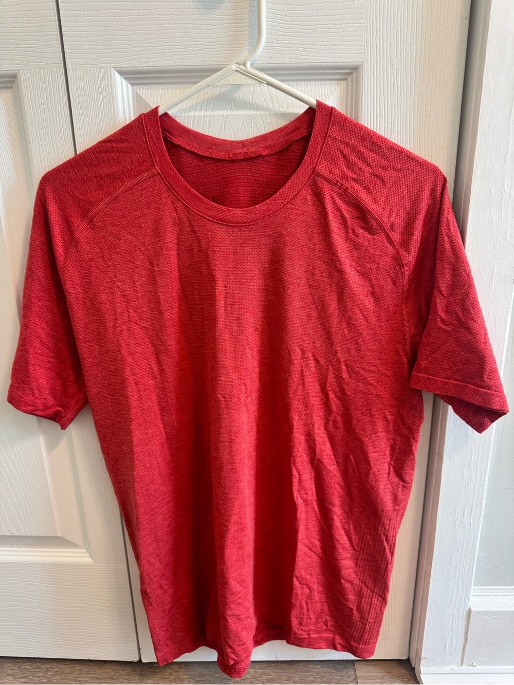 lululemon men’s swiftly tech tee Size M